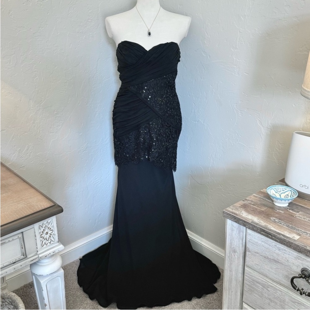 Nicole Miller Black Silk Sequins Formal Gown Size 8